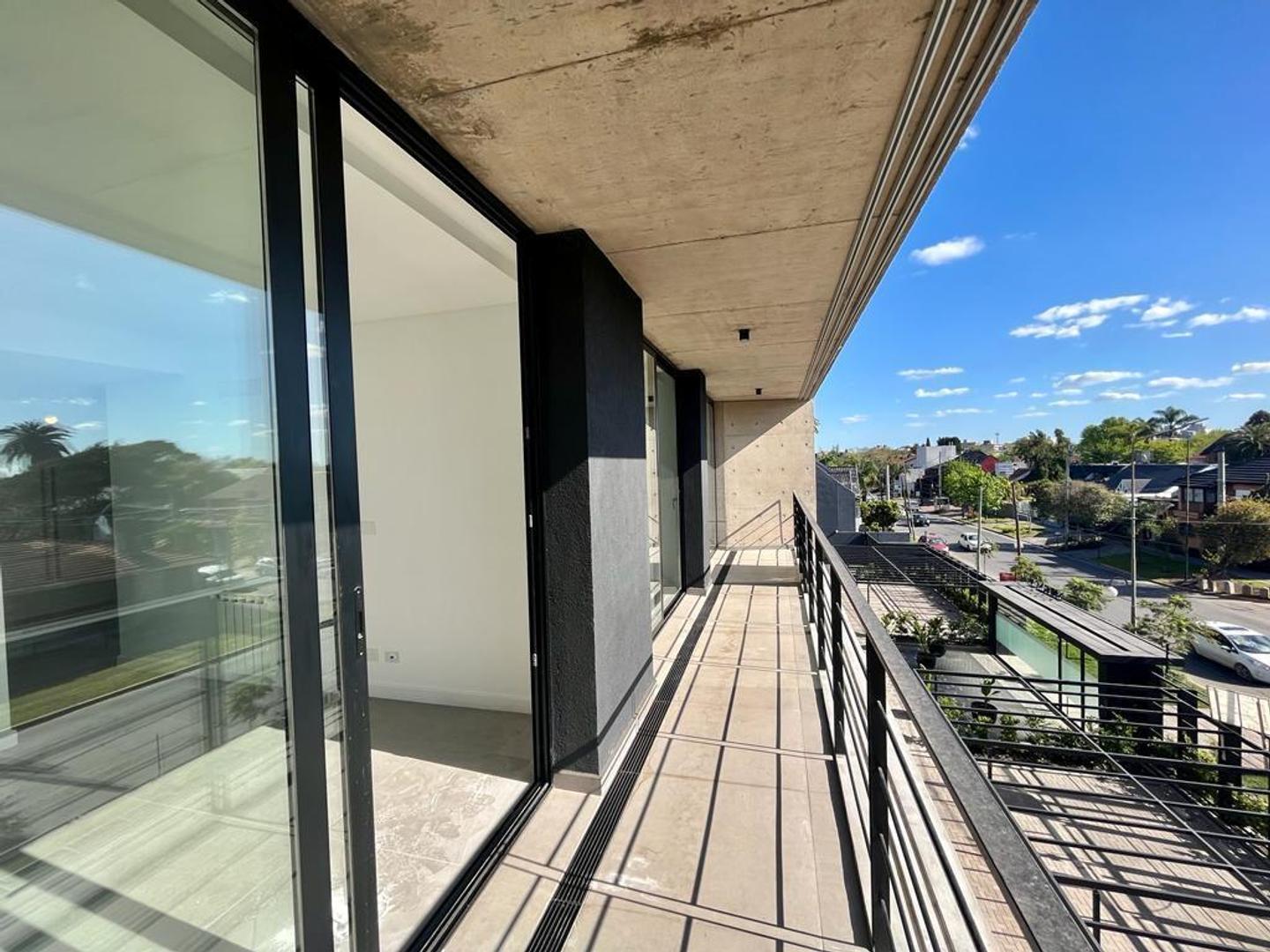 Departamento en Venta con 2 cocheras