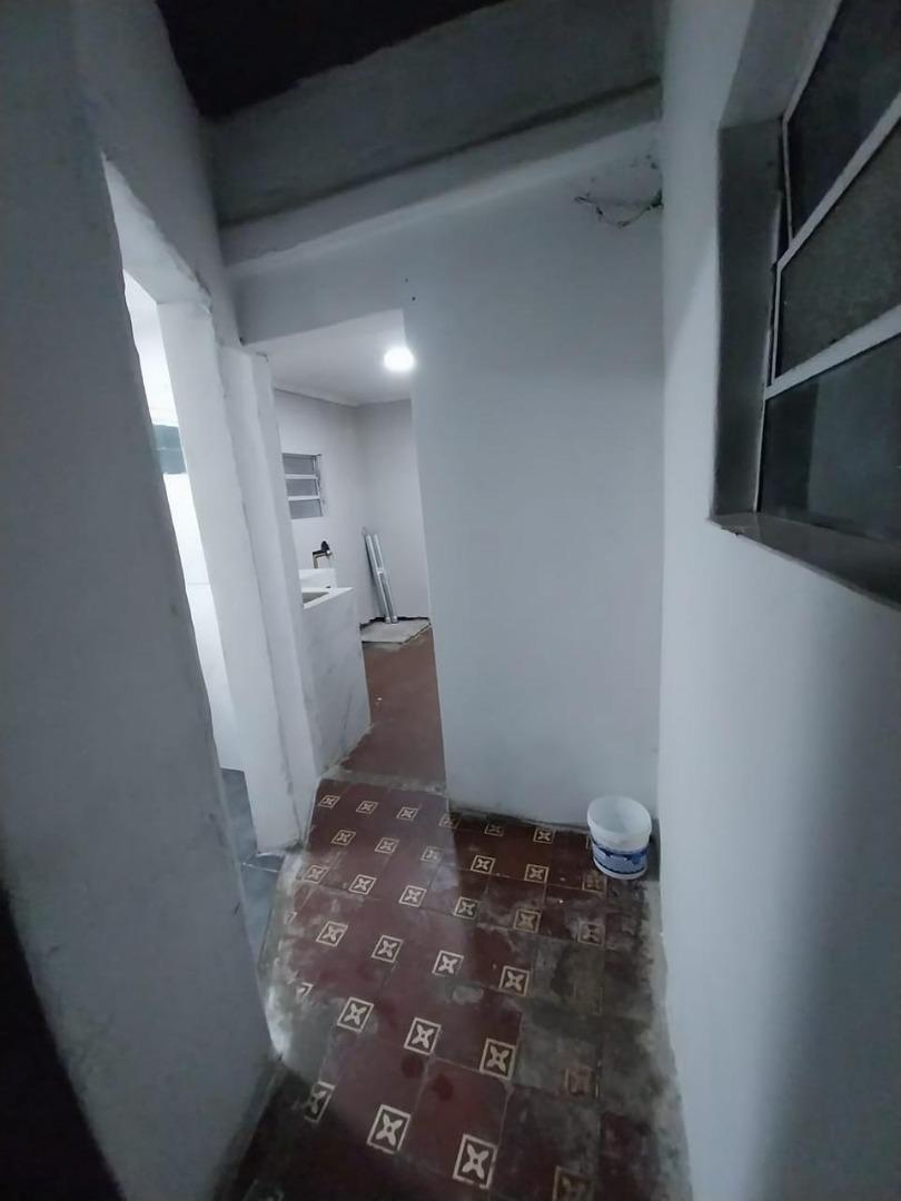 Casa 2 ambientes con 1 baño