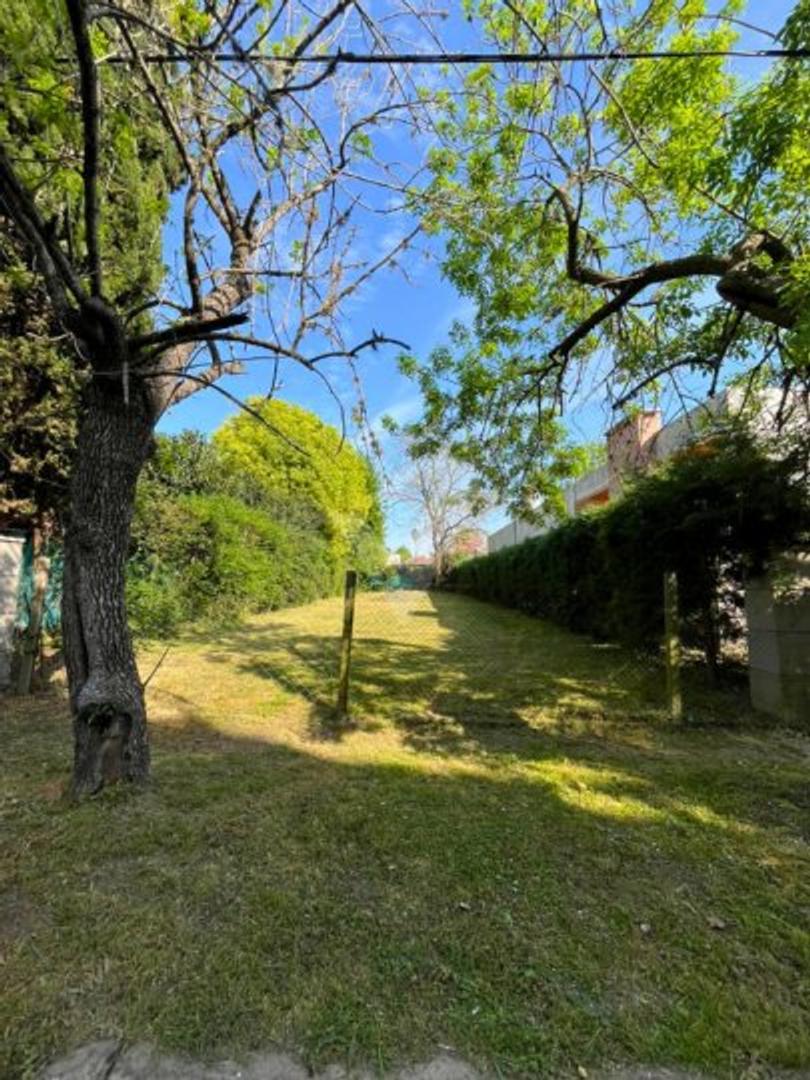 "Oportunidad Única: Venta de Lote en Ranelagh"