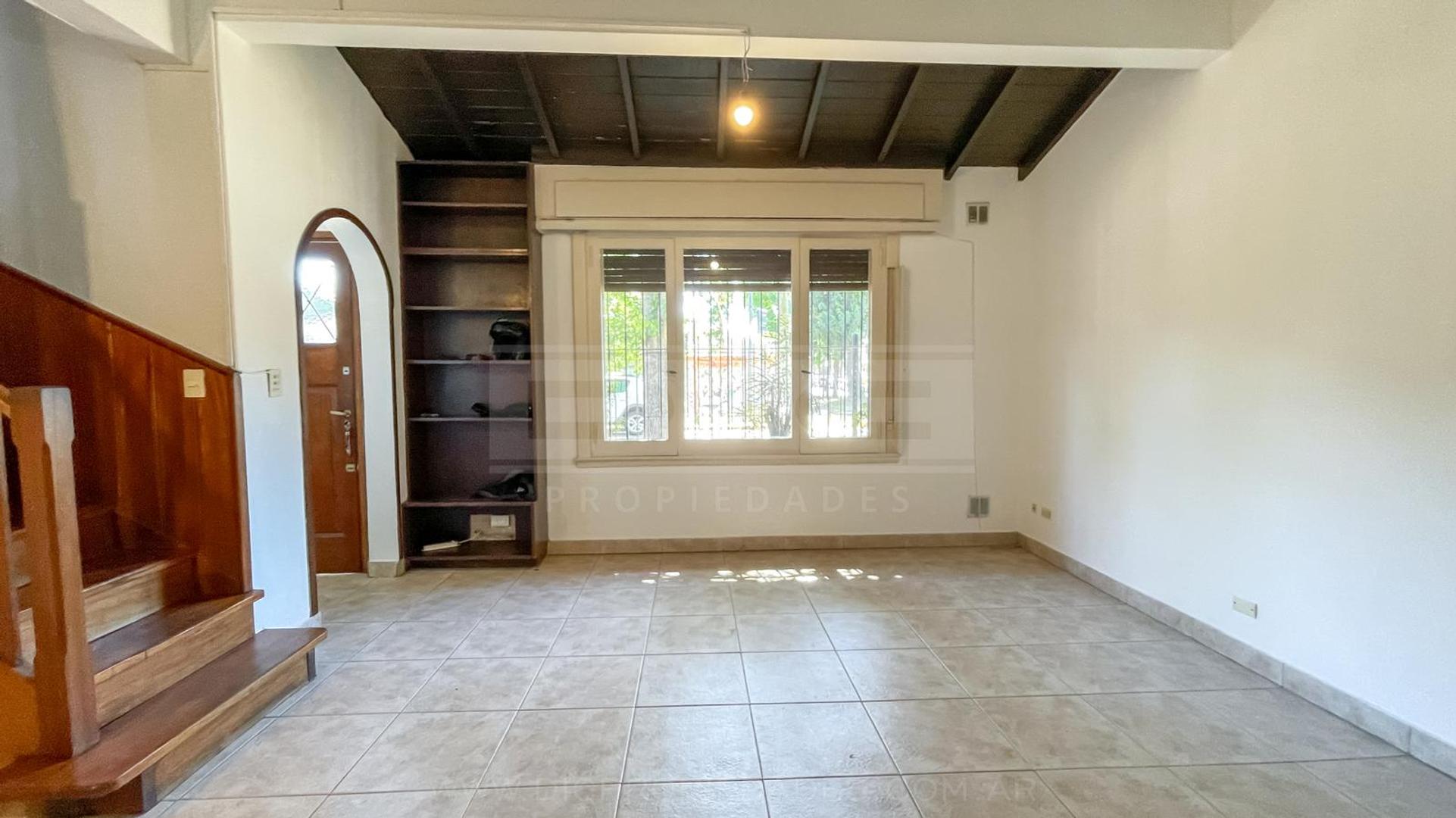 Casa en Alquiler de 3 dormitorios