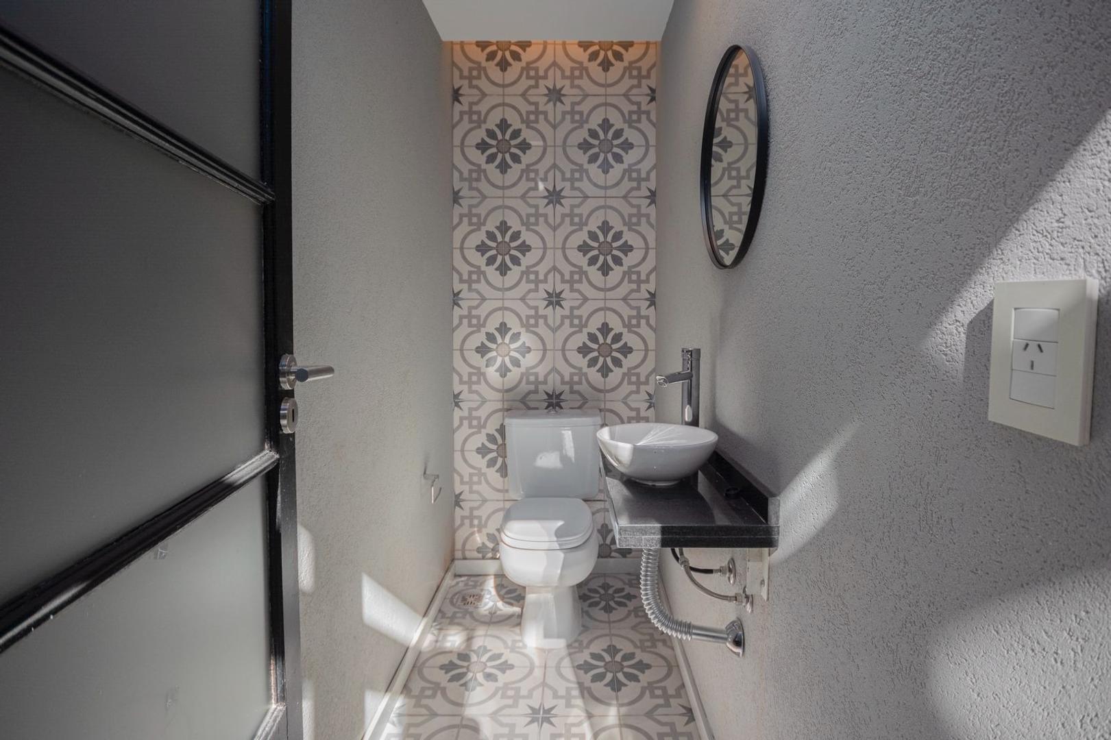 Depto Tipo Casa 4 ambientes con 2 baños