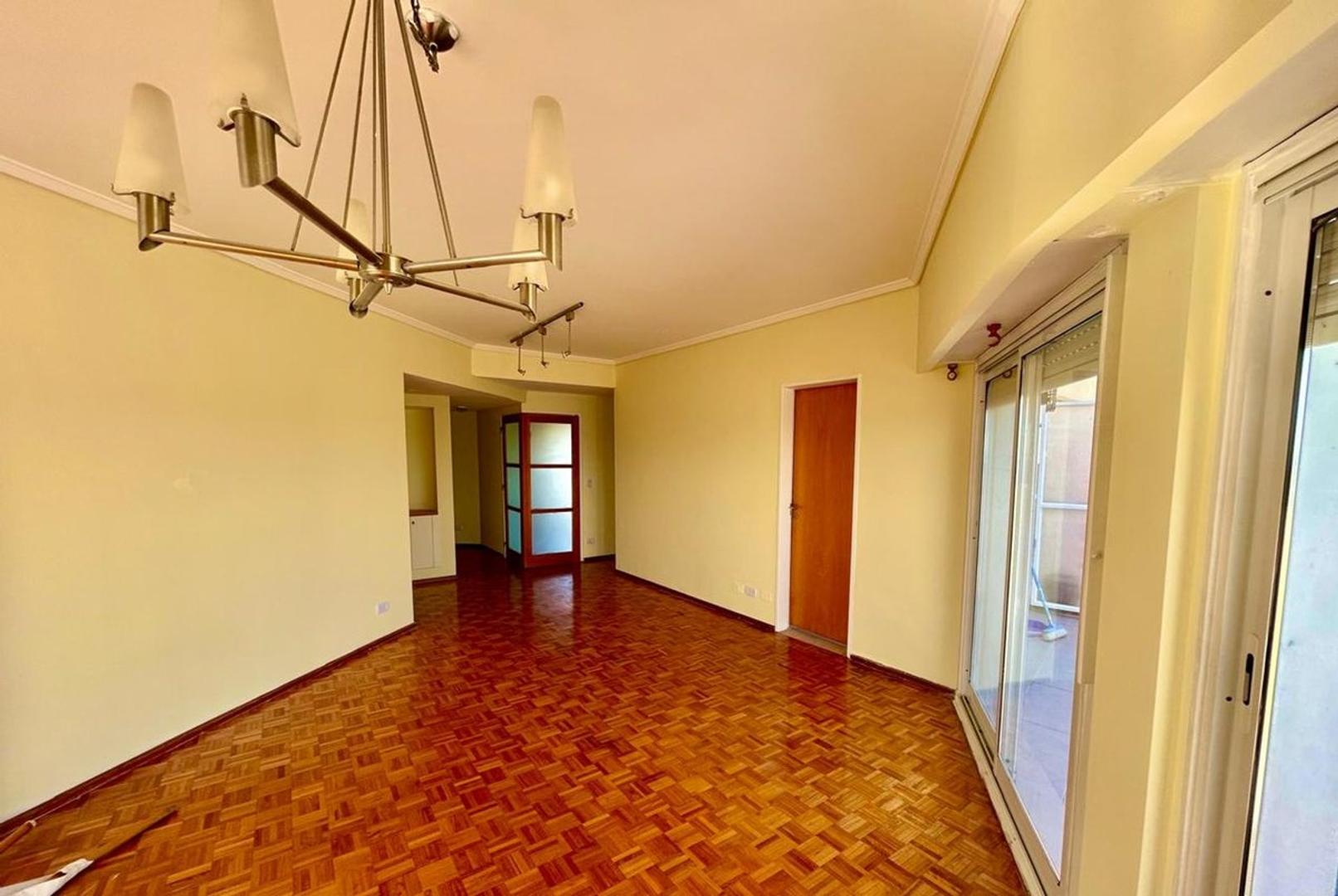 Departamento en Alquiler con 1 cocheras