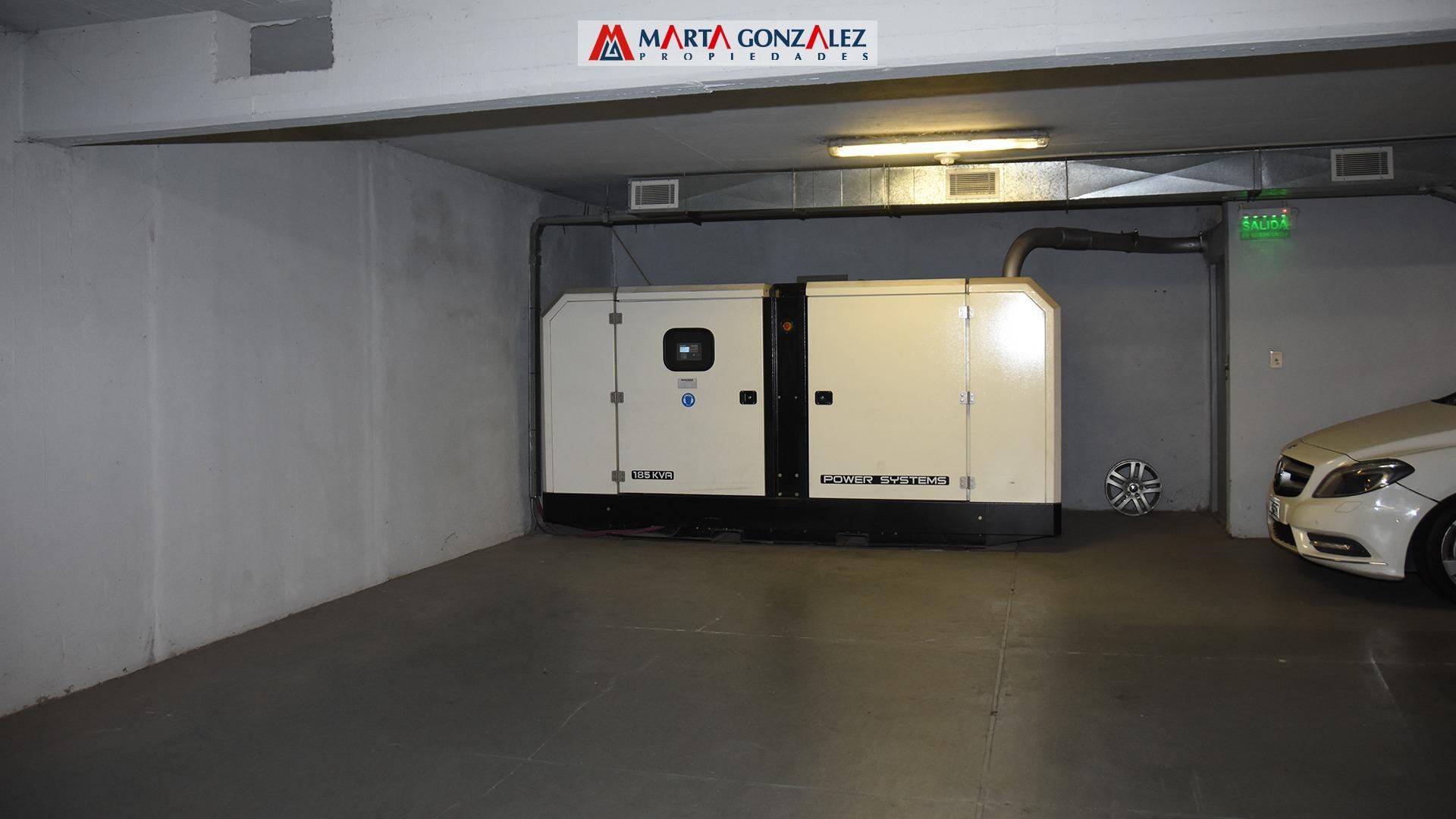 Departamento 4 ambientes con 3 baños