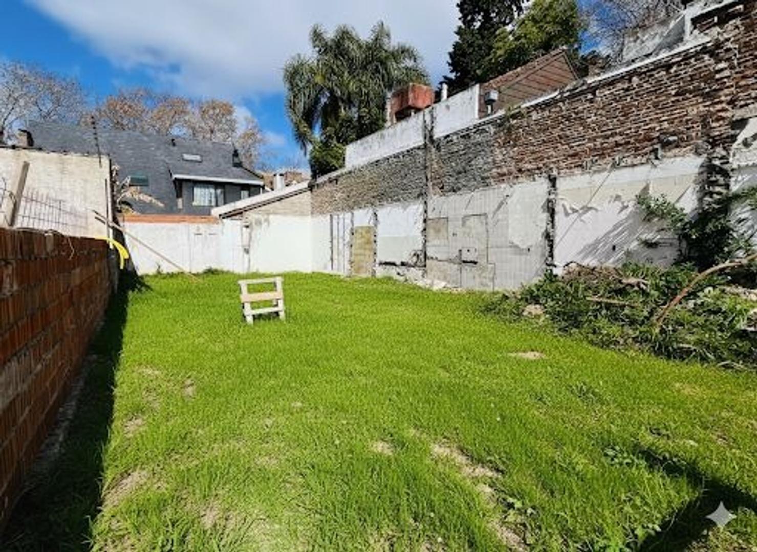 Lote 450m2 de Vías a Libertador.