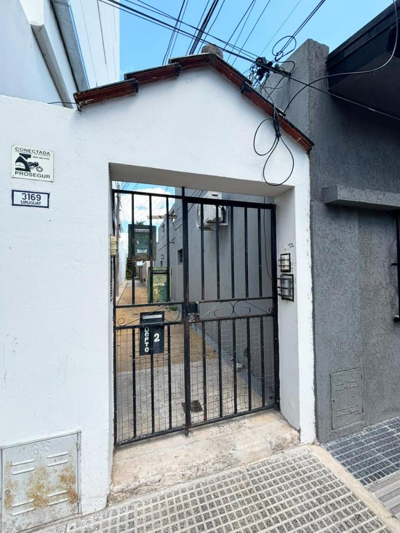 DEPARTAMENTO INTERNO DE 2 DORMITORIOS EN BARRIO SUR (NO PH)