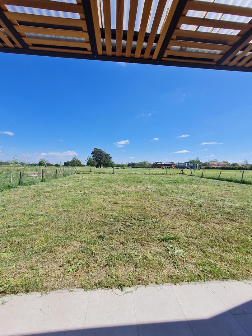 Casa en Venta en Acacias Blancas, USD 360.000