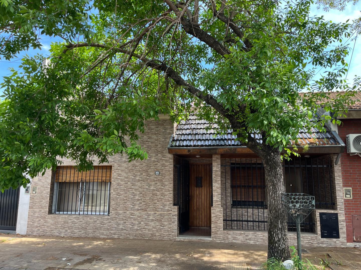 Casa a demoler o reciclar s/lote de 9x17