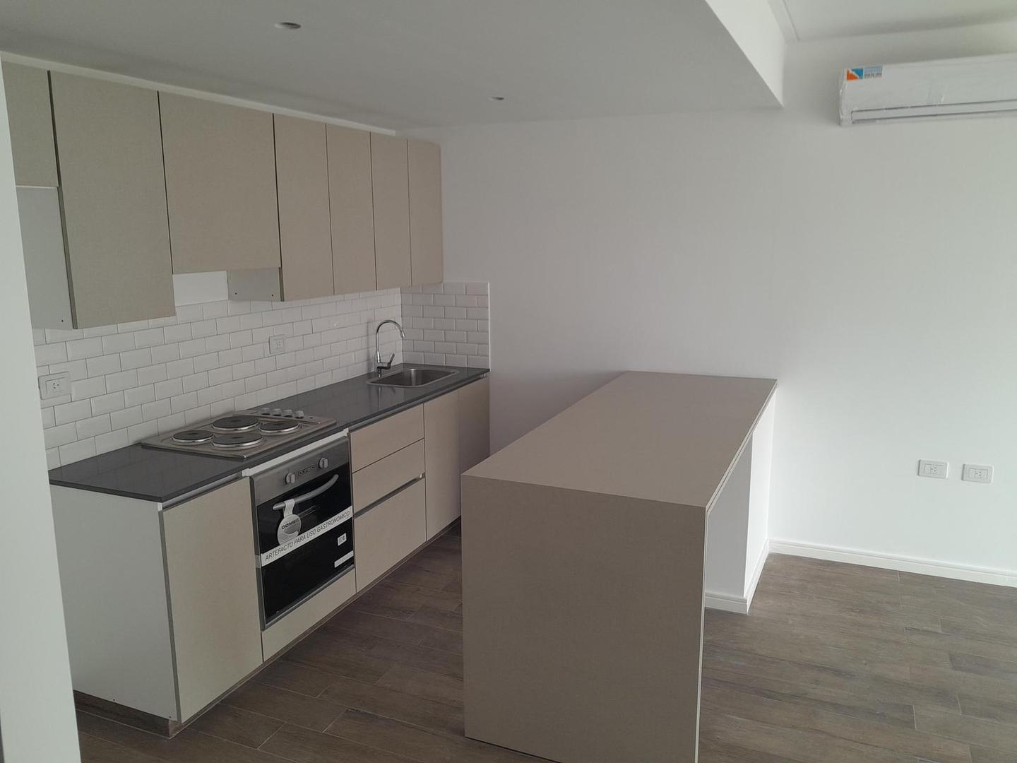 Departamento en venta, 2 ambientes. Tigre Centro