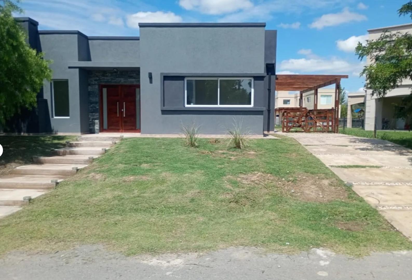 Casa a Estrenar en Barrio Santo Domingo