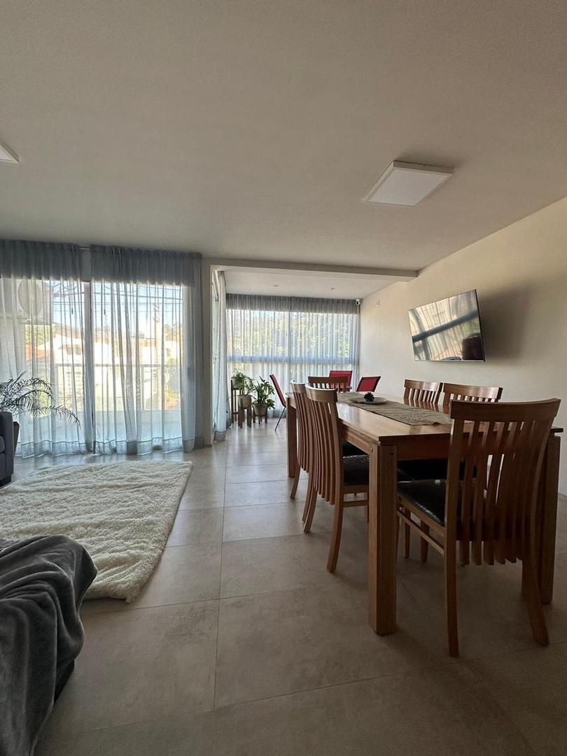 VENTA DEPARTAMENTO SEMIPISO DE CATEGORÍA