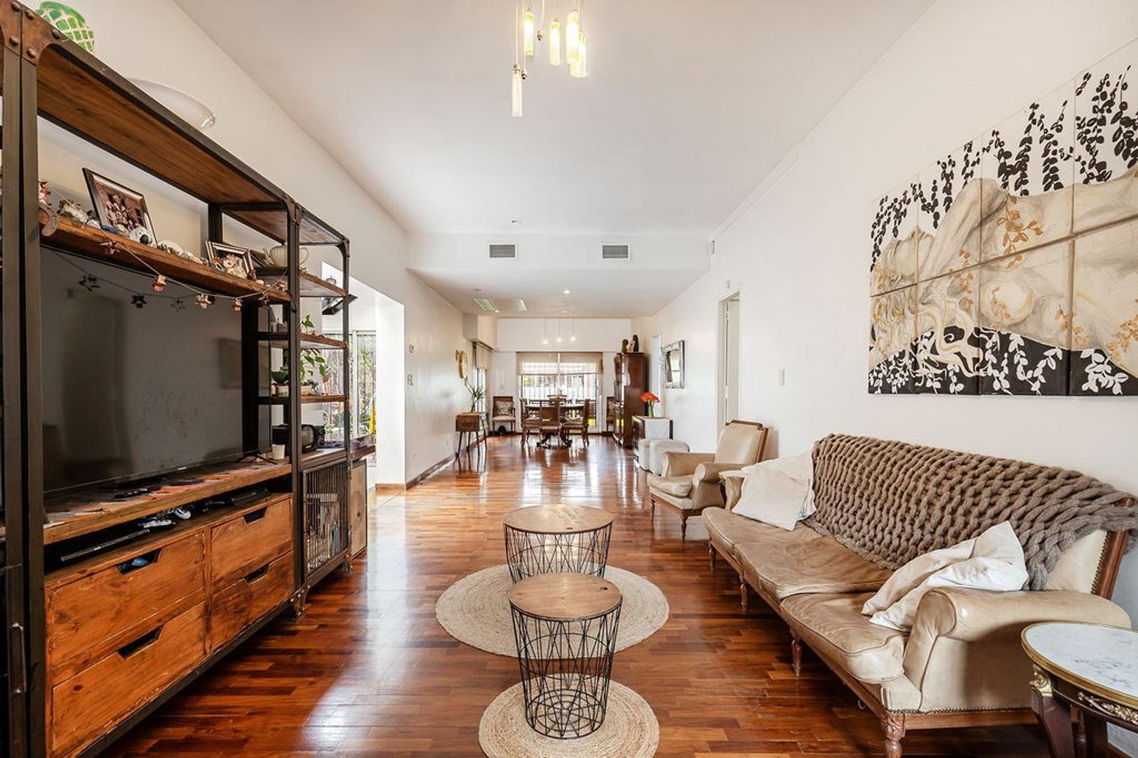 Casa en Venta de 5 dormitorios