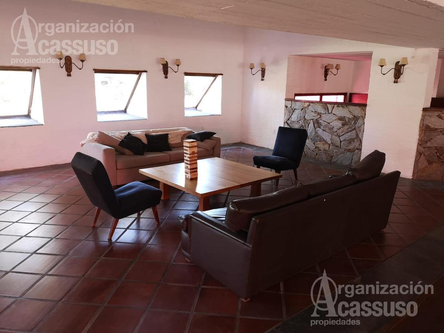 Av. Pedragosa Sierra