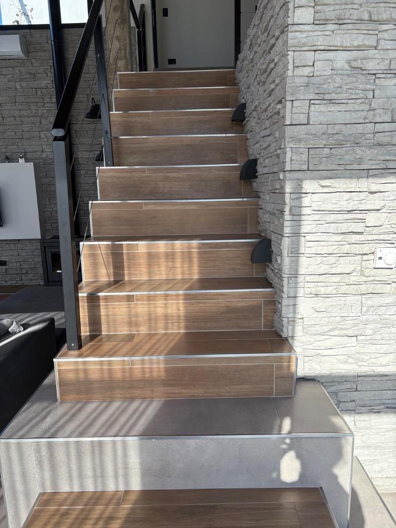 Casa con piscina en barrio priv. Barrancas de San Benito