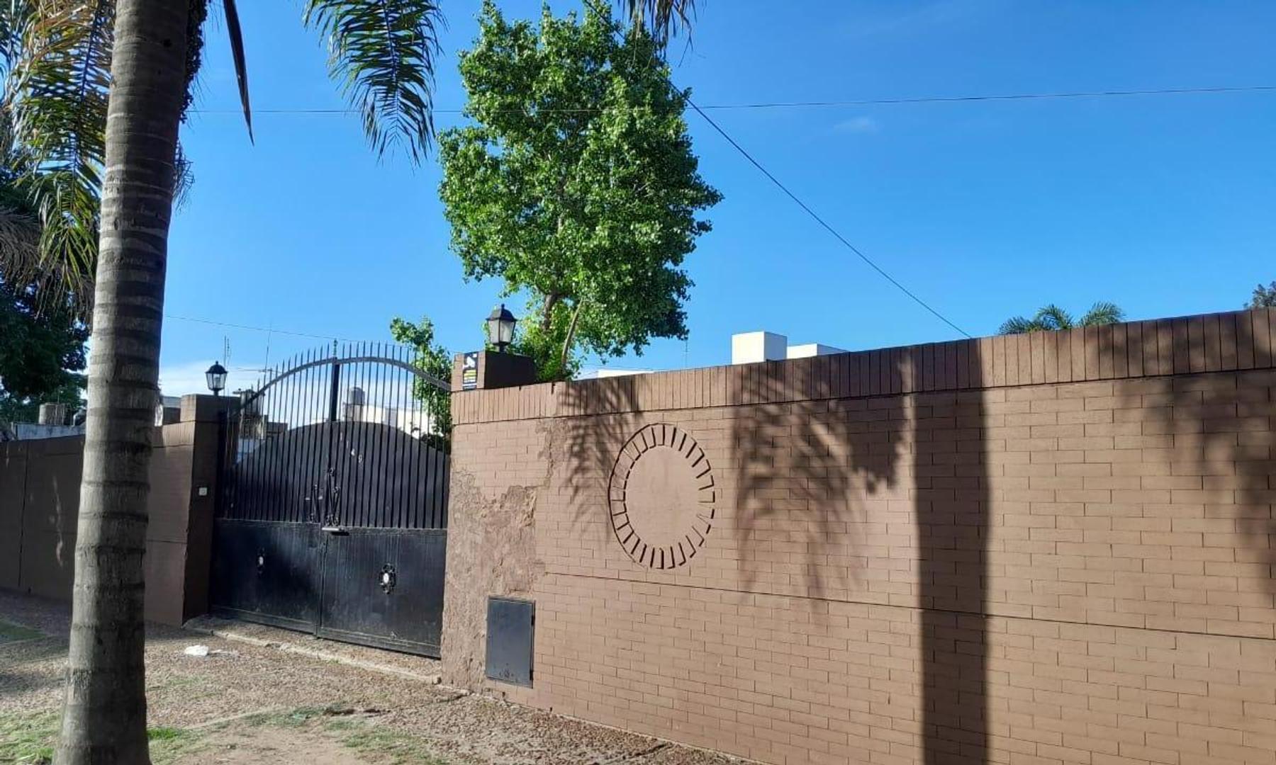 Chalet 4 ambientes- Ituzaingó Norte