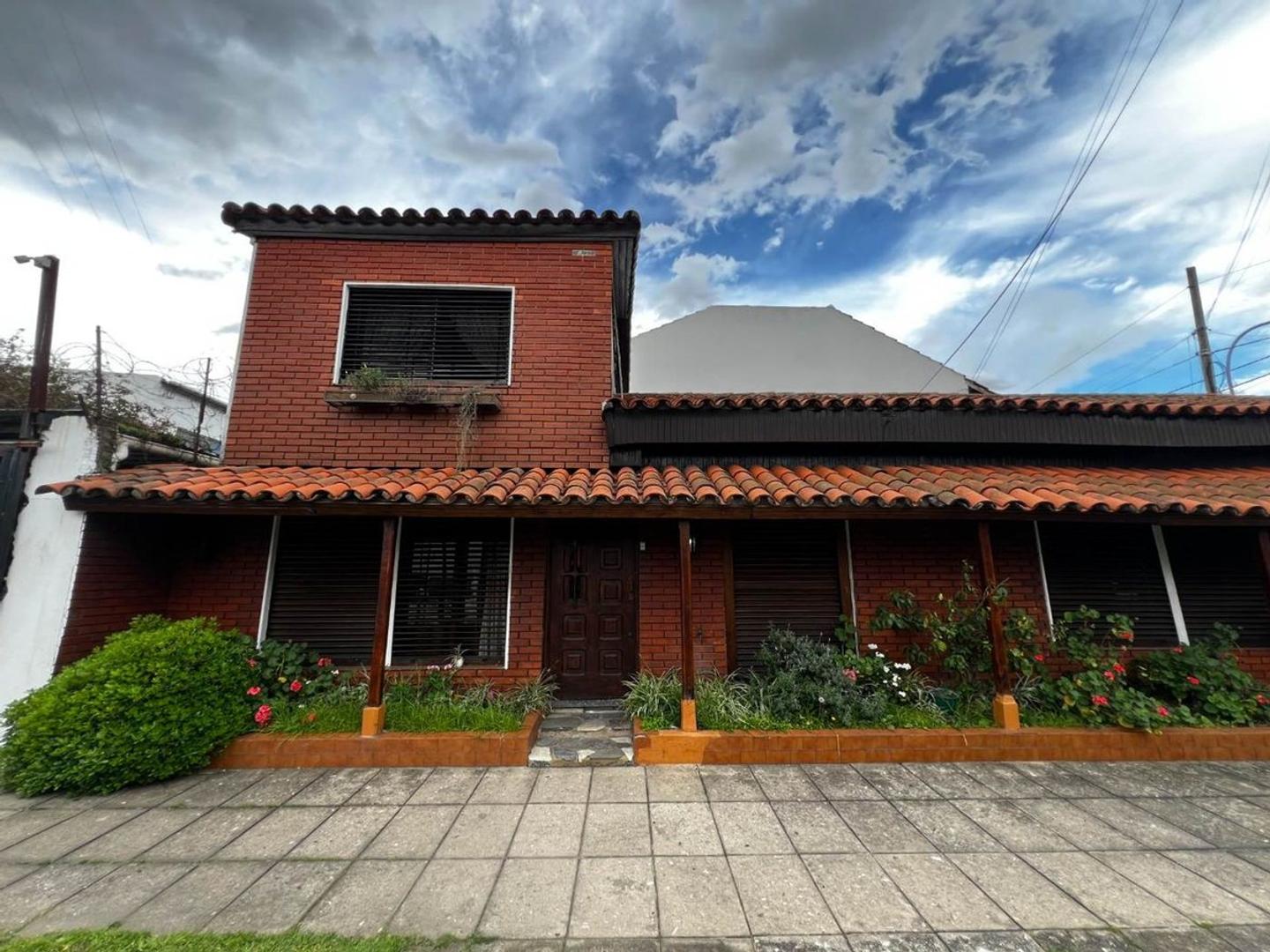 Casa Venta 4 ambientes 52 años, 287m2, 1 cochera, Choele Choel 1100 ...