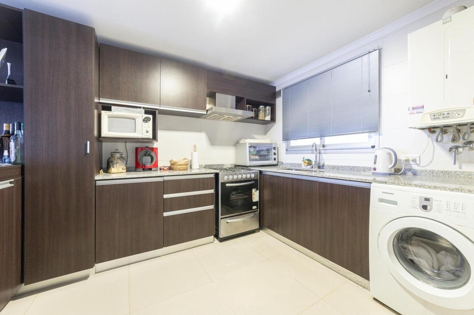 Departamento 4 ambientes con 2 baños