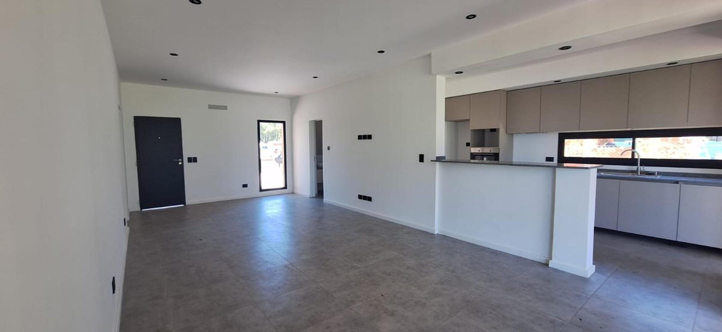 Casa en Venta en Pilar Del Este, USD 185.000