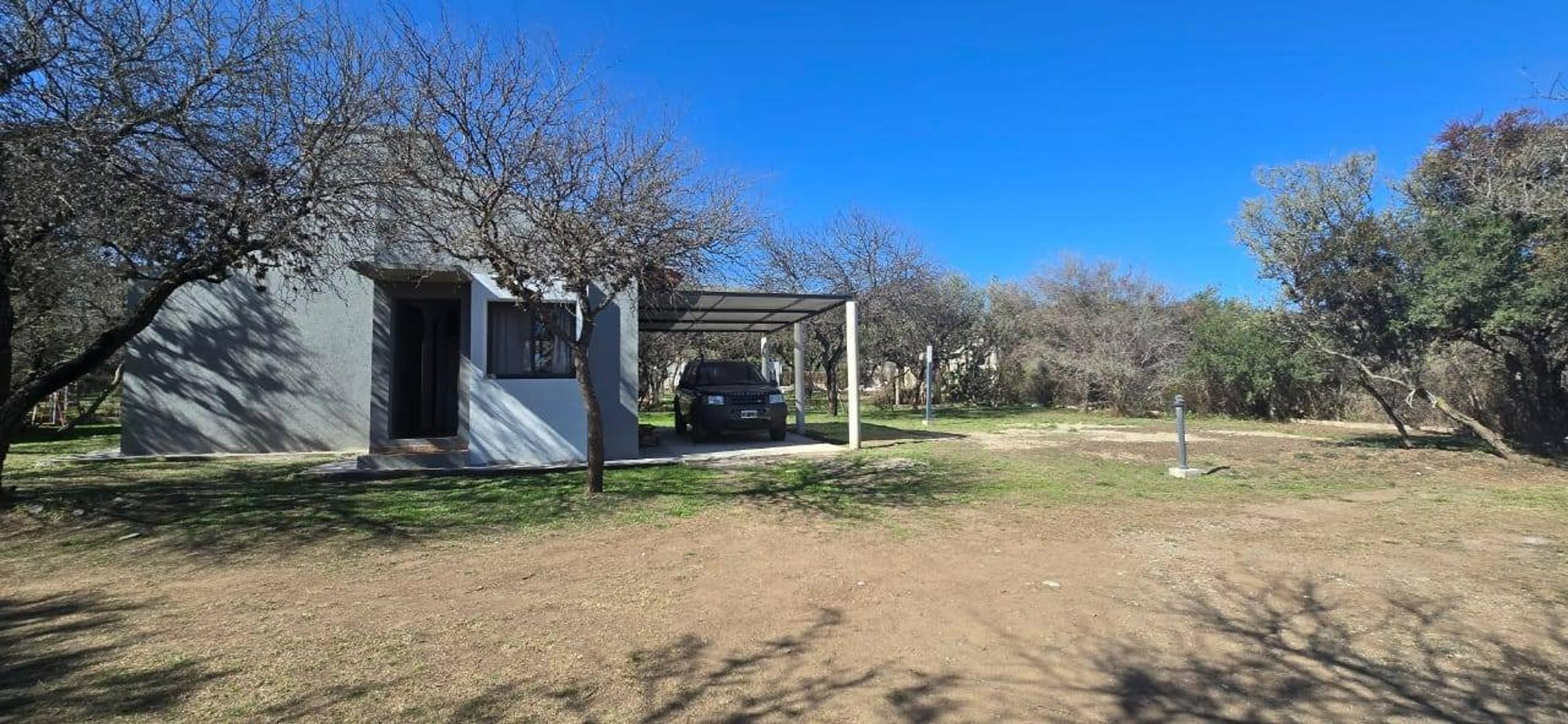 Casa 3 ambientes con 2 baños