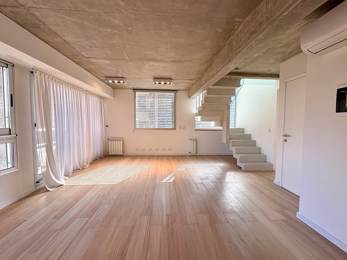 Alquiler Departamento estilo Dúplex Dos Dormitorios calidad premium Oroño y Salta