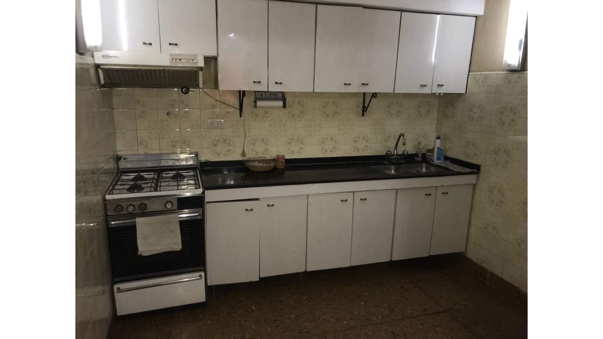 Casa en Venta en Lanus Oeste, USD 138.000