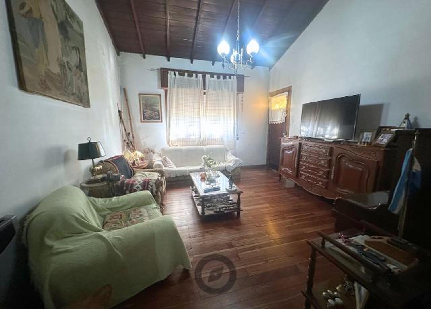 Casa en Venta en Burzaco Oeste, USD 100.000
