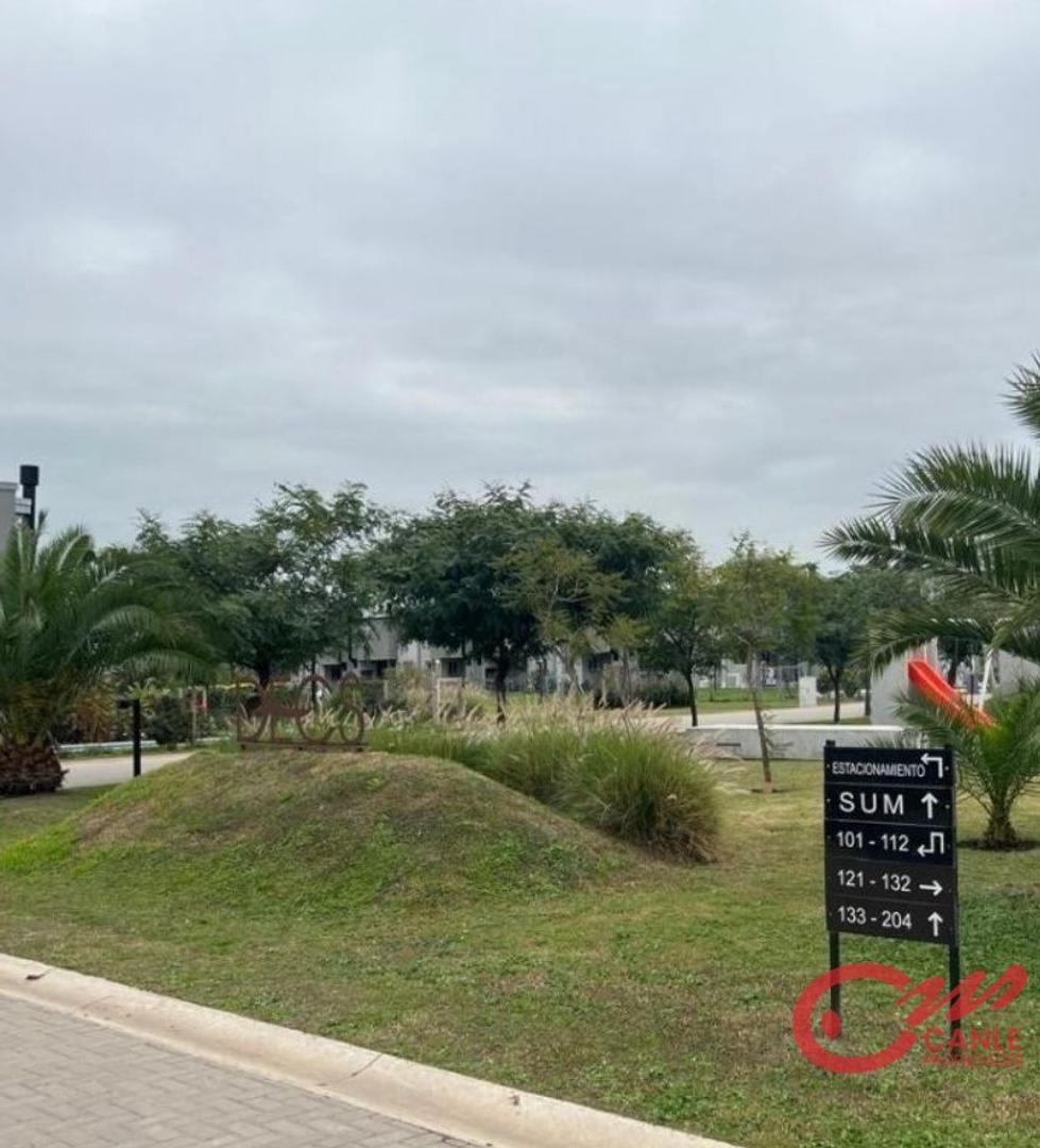 Casa en Venta en Barrio Garin Norte, USD 155.000