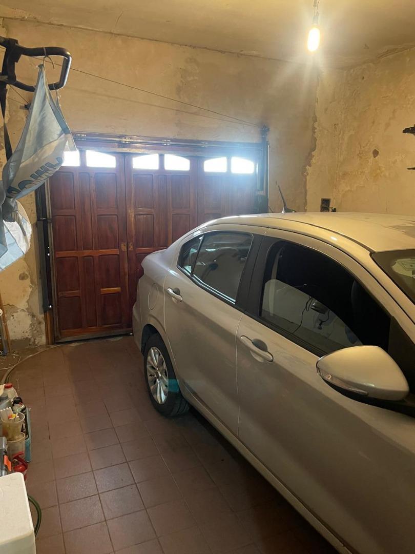 Depto Tipo Casa 5 ambientes con 2 baños