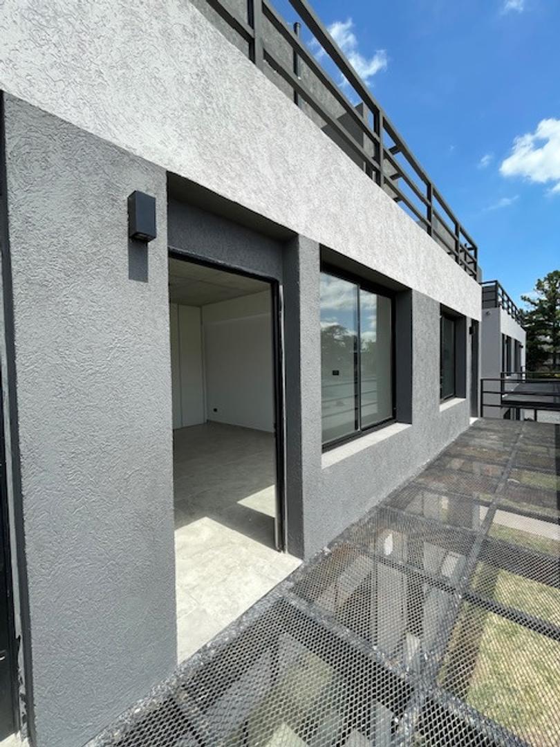 Departamento en Venta con 1 cochera