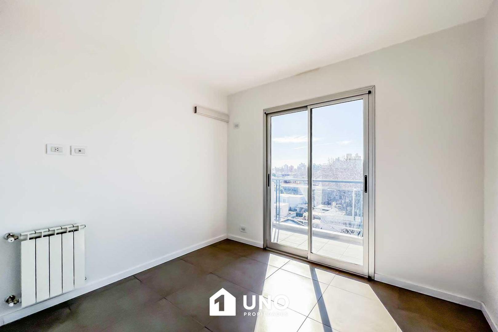 Departamento en Alquiler con 1 cocheras