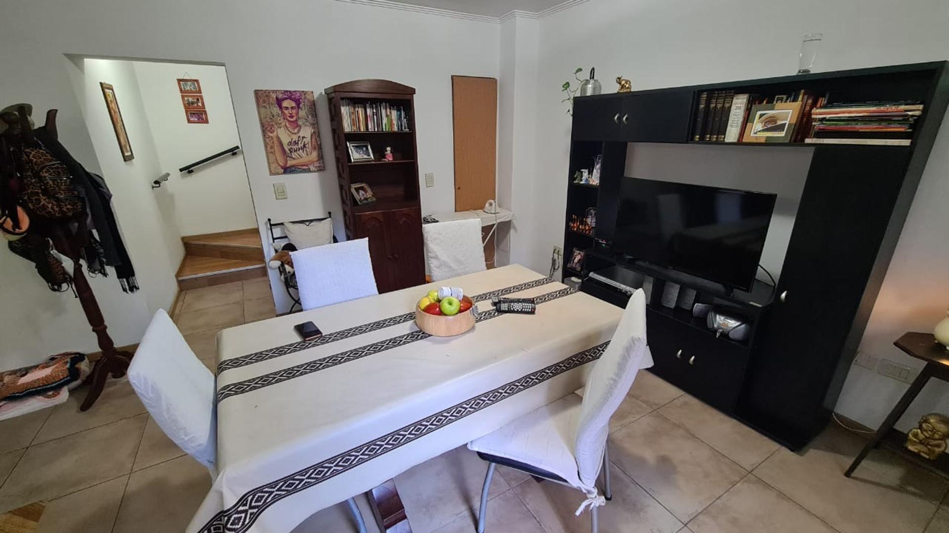 Departamento 3 ambientes con 2 baños