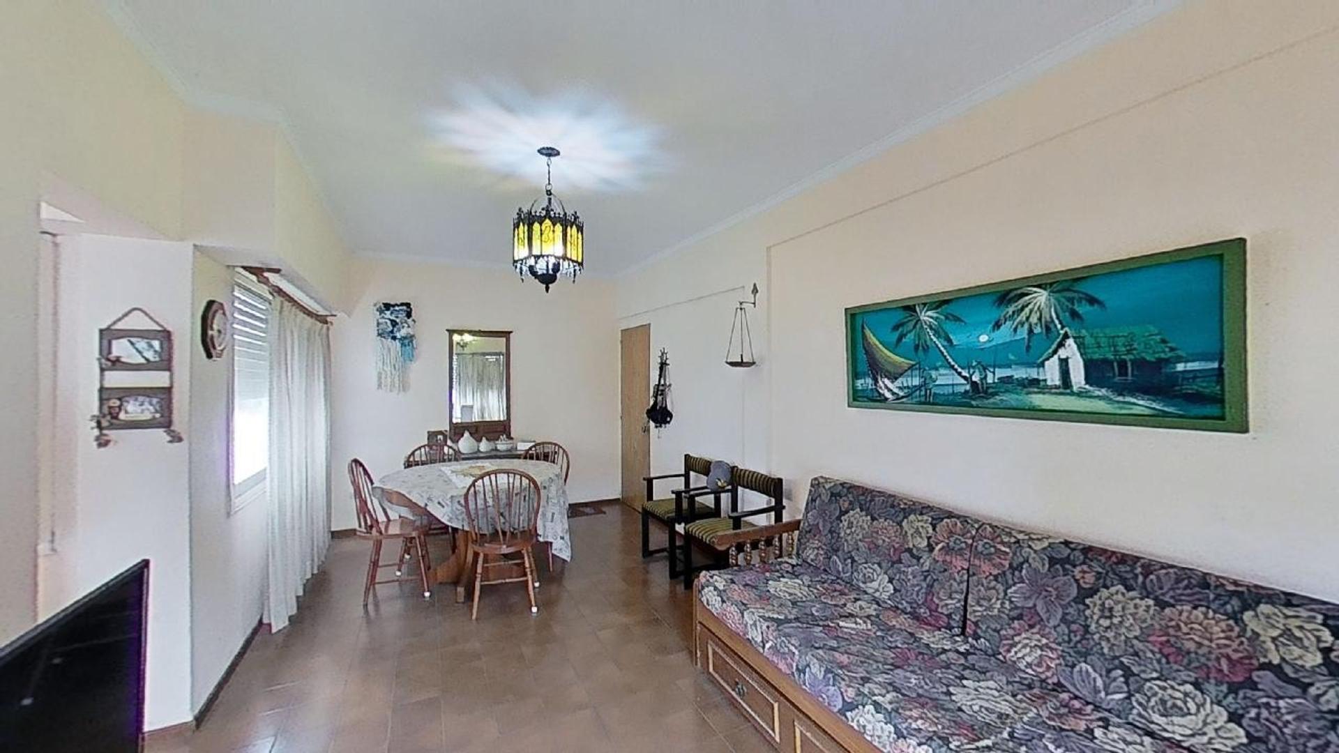 20 De Septiembre 400, Piso 1