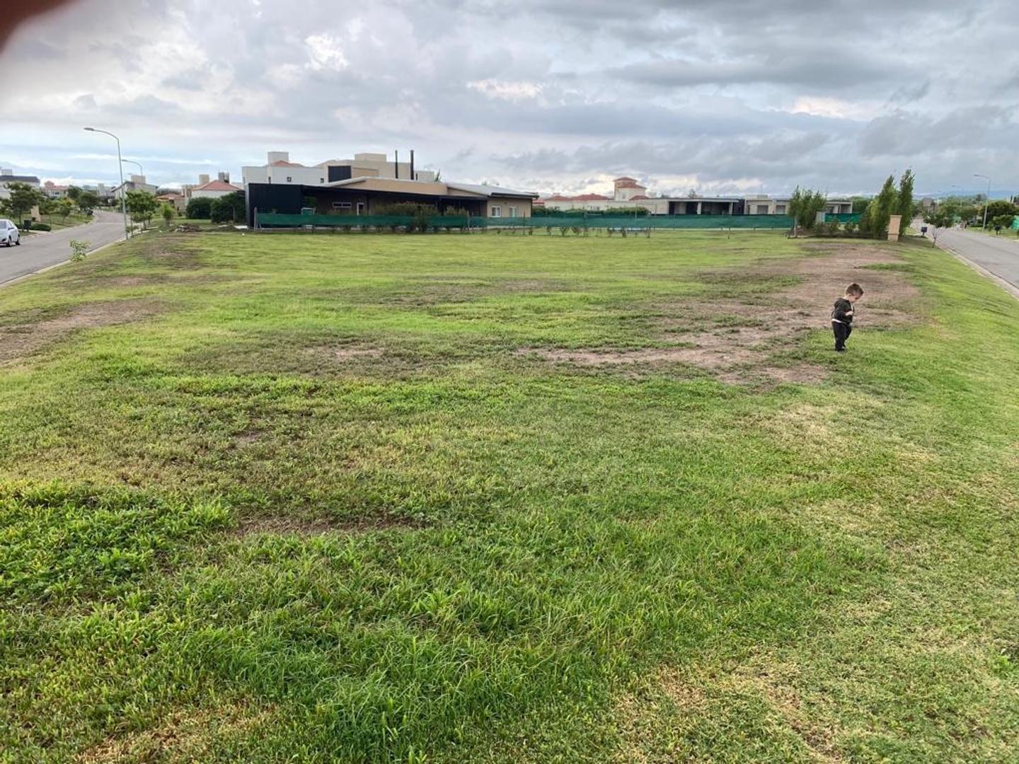 Colectora Au Rn 20 Km14, Córdoba