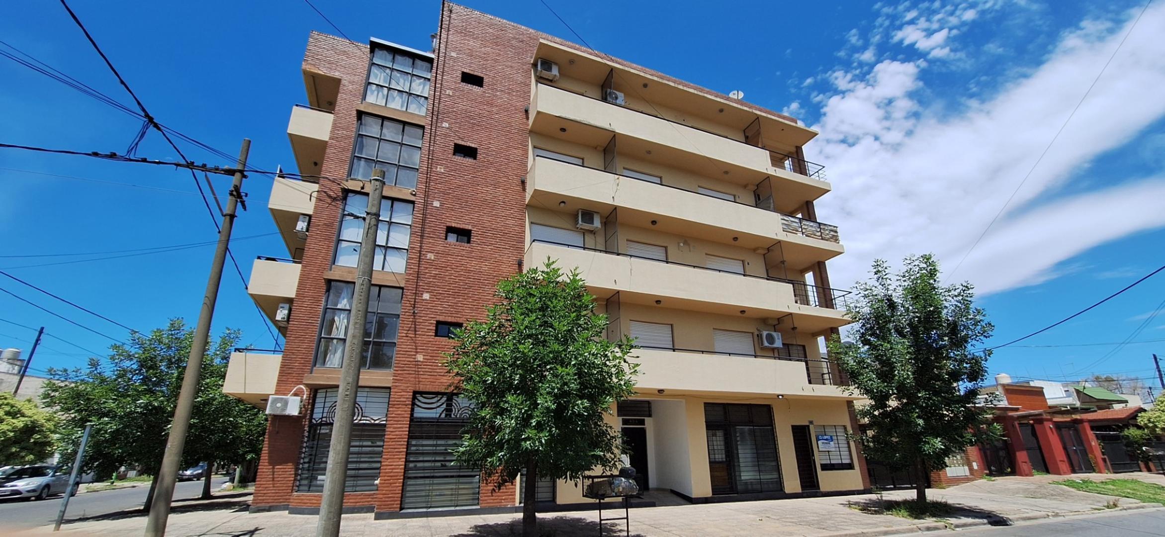 Pueyrredon 400, Piso 2