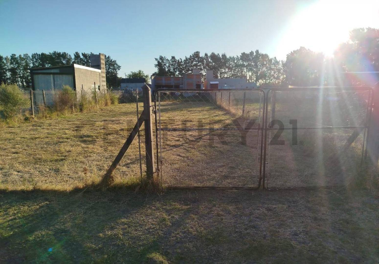 Terreno en Venta 30  mts Fondo