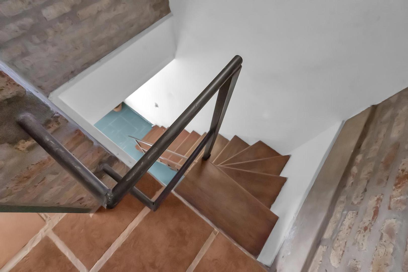 Depto Tipo Casa en Venta 50 años