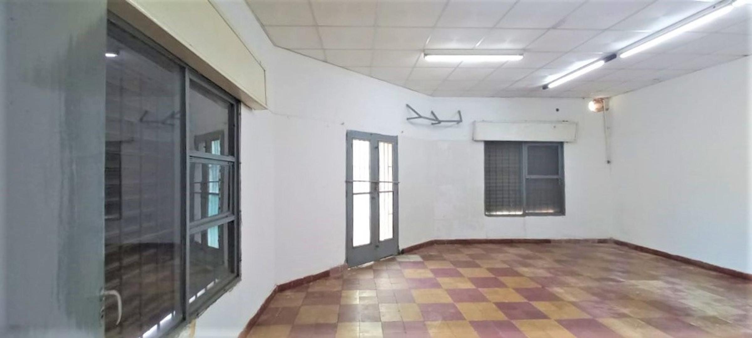 Oportunidad ! Propiedad Casa + Local en VENTA