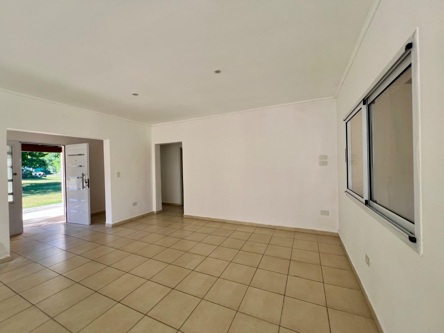 Casa en Alquiler de 3 dormitorios