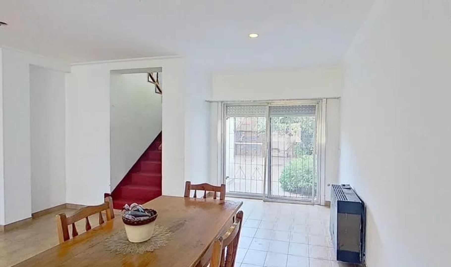 Casa en Venta en Ezpeleta Este, USD 120.000