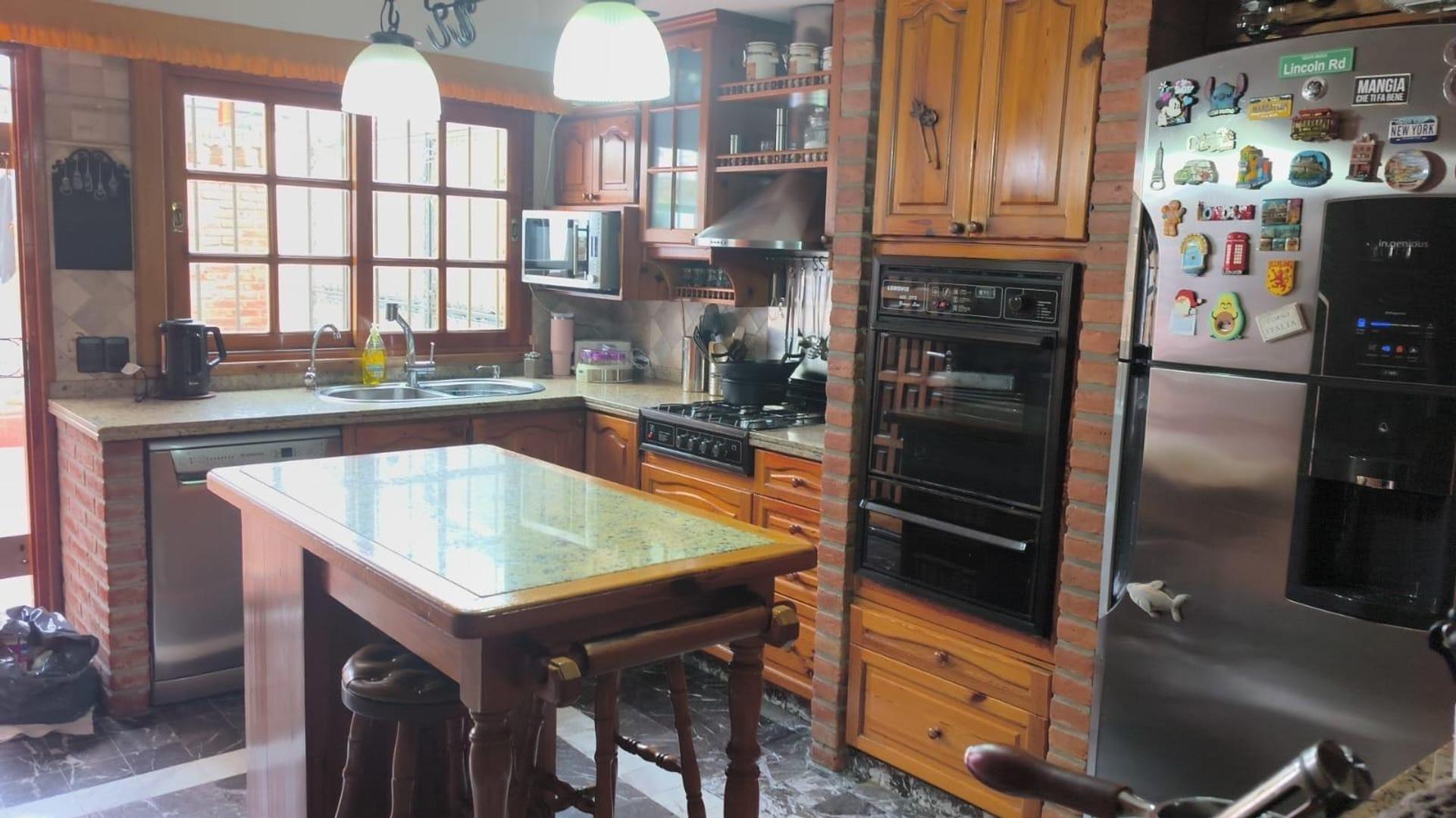 Depto Tipo Casa en Venta de 4 ambientes