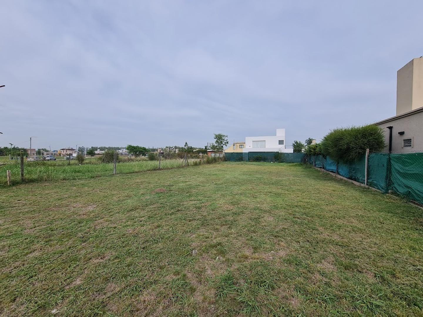 VENTA TERRENO ACEQUIAS DEL AIRE