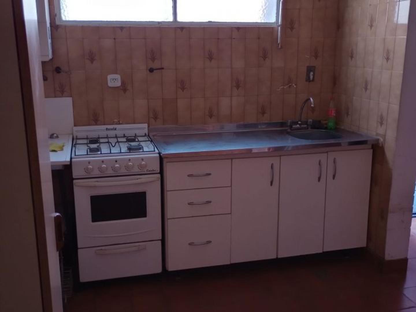 Joaquin V Gonzalez , Piso 0