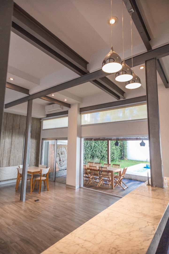 Casa en Alquiler de 4 dormitorios