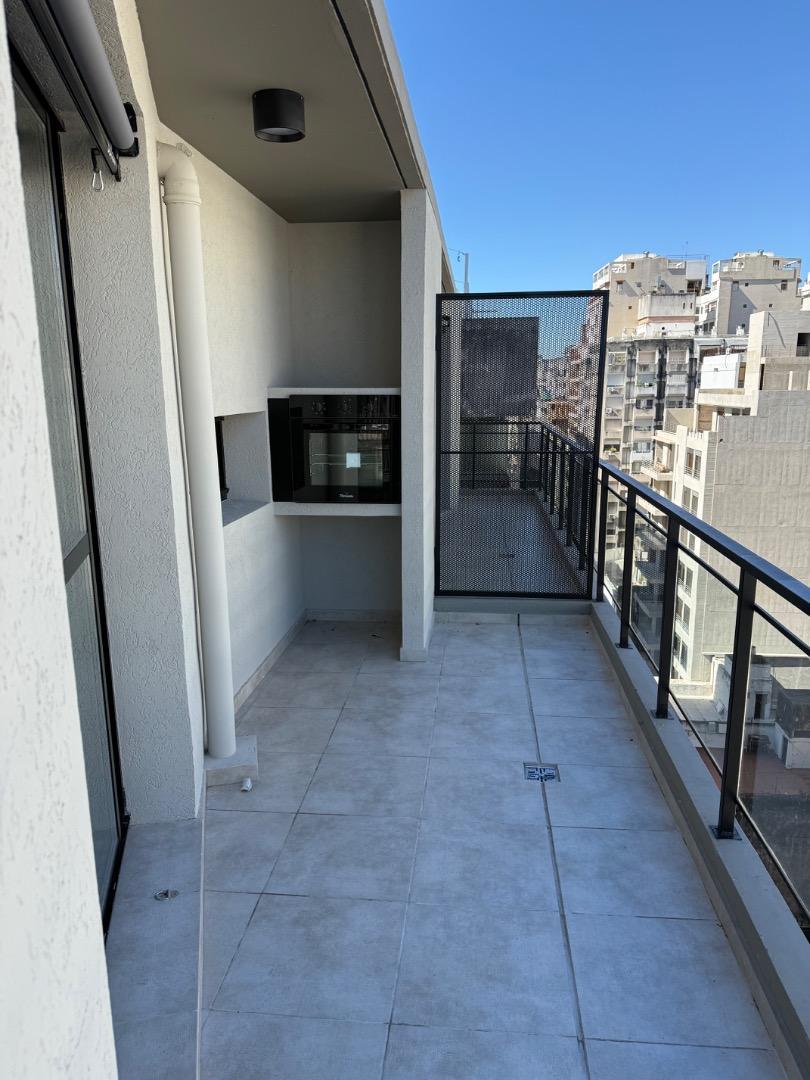 Departamento en Alquiler con 1 cocheras