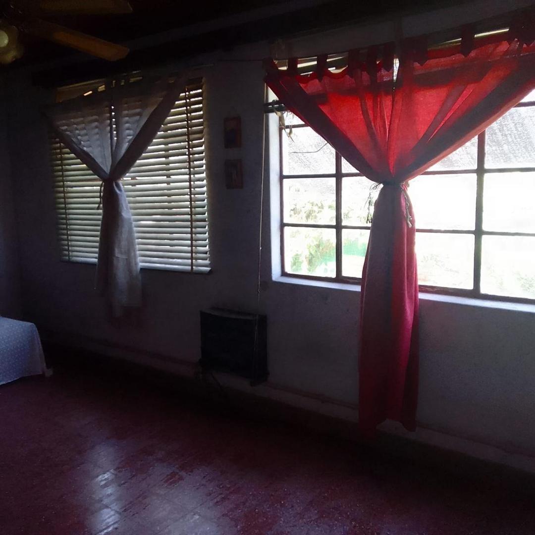 SE ESCUCHA OFERTA Ubicada en  Mariano Moreno y Piovano