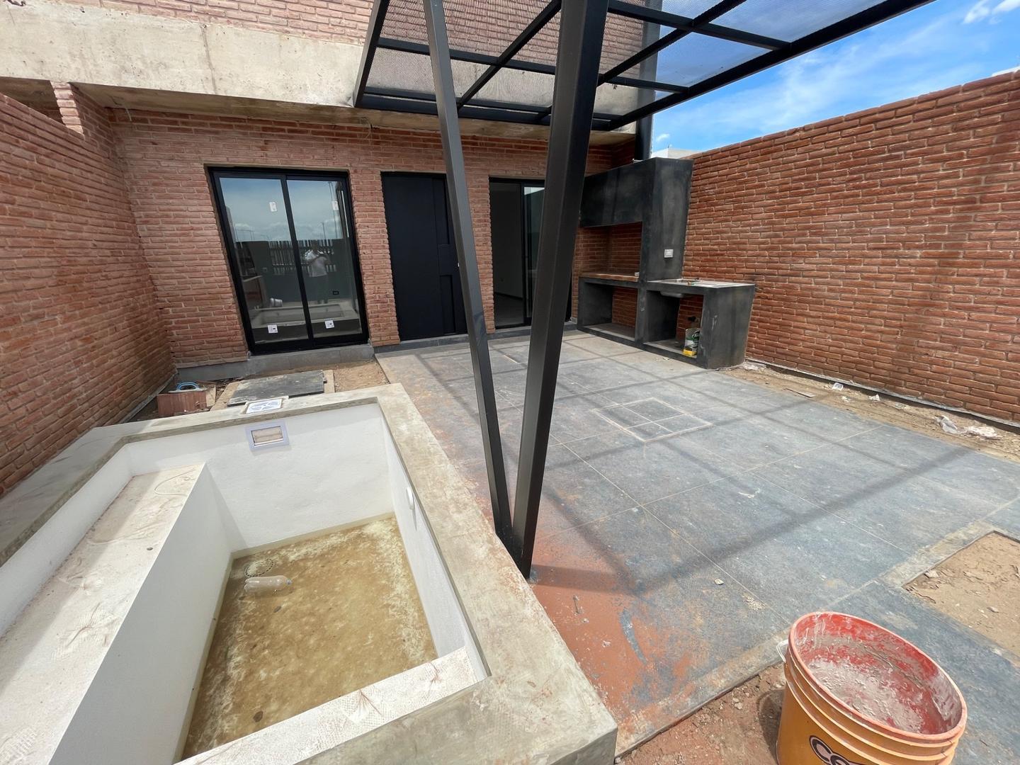 Casa en Venta en Solares de Manatiales, USD 180.000