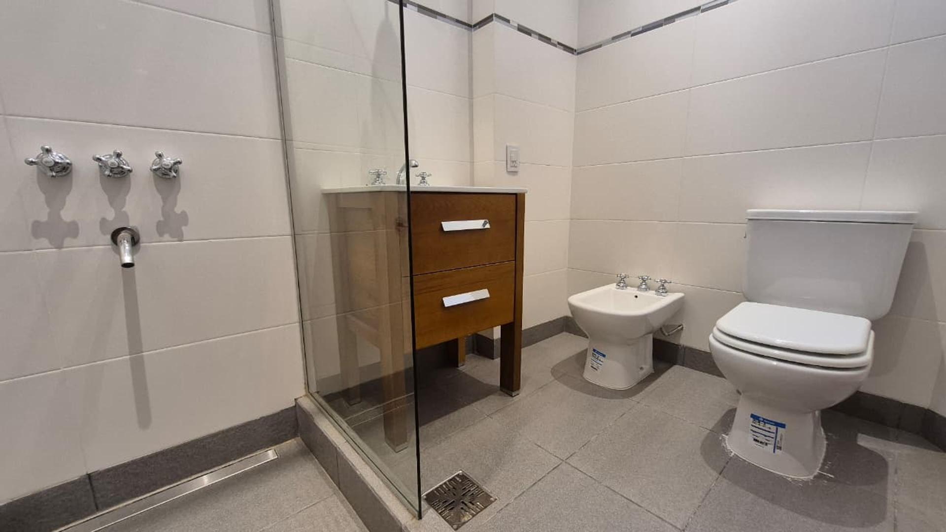 Departamento 3 ambientes con 2 baños