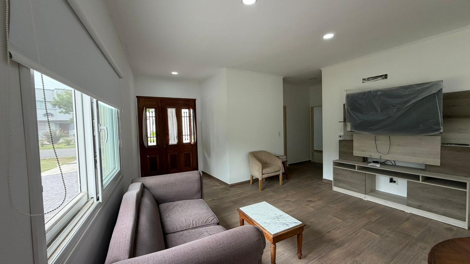 Alquiler Anual, La CaÑada, Los Robles A Estrenar