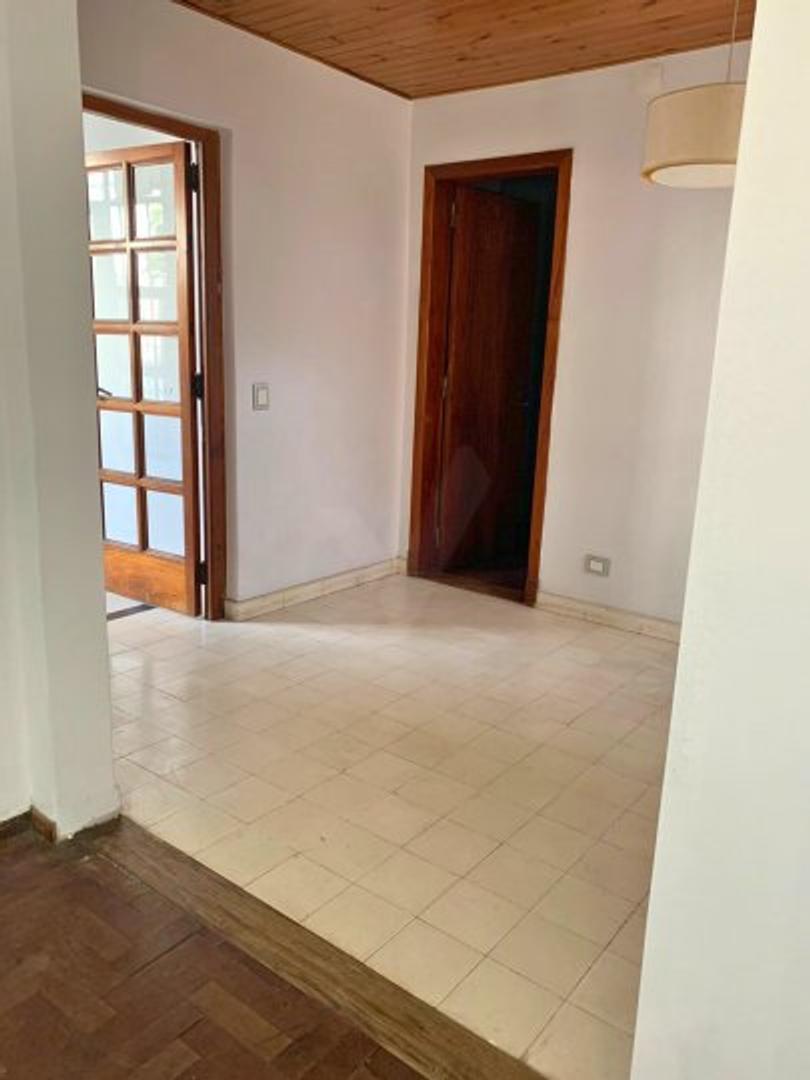 Depto Tipo Casa en Venta en Bernal, USD 70.000