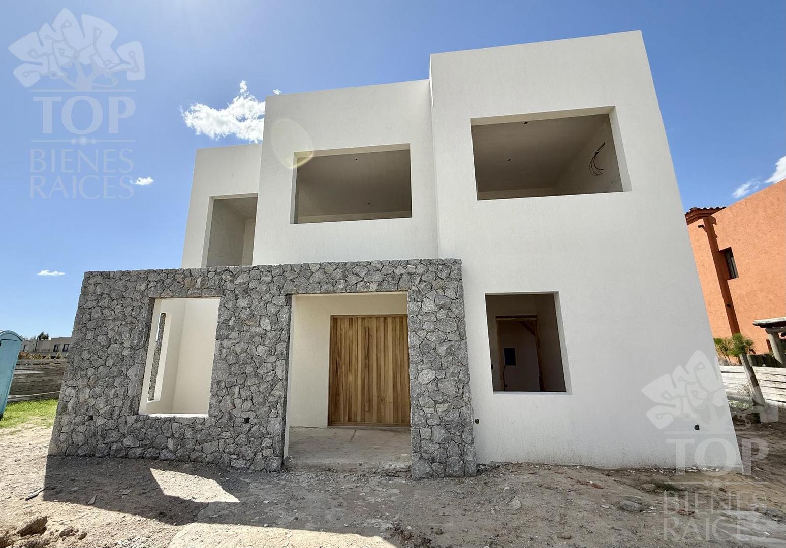 Casa en Venta en Laguna Grande, USD 535.000