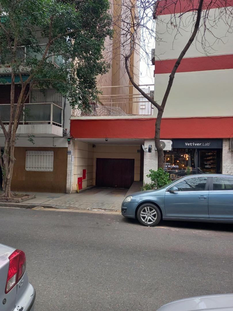 COCHERA FIJA CUBIERTA -muy comoda